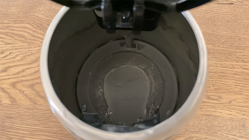 하얀 얼룩 제거 방법